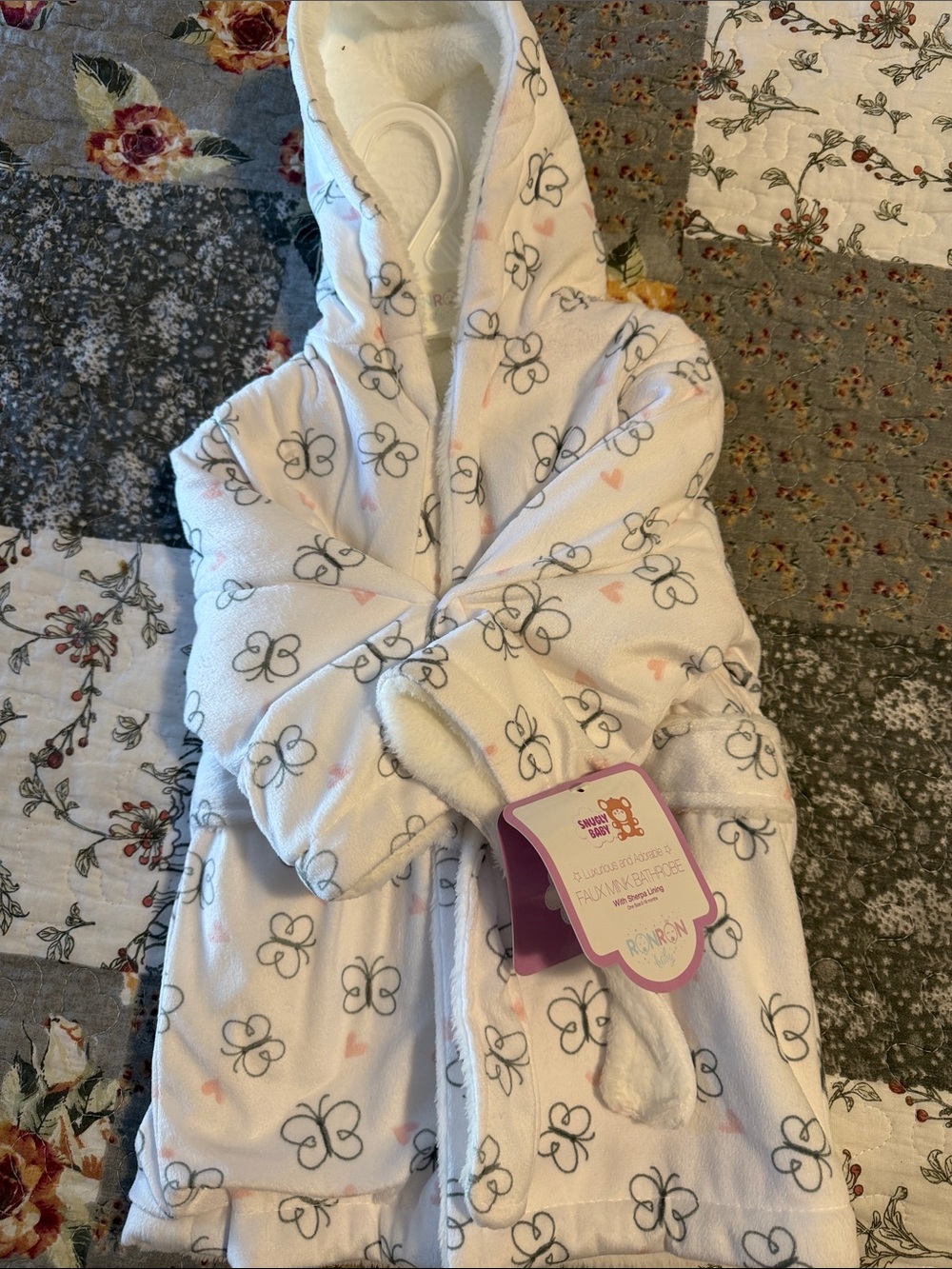 Unbranded Girls' White Hooded Bathrobe with Butterfly Print